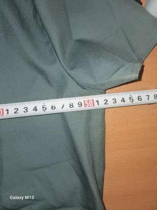 2 Blusas Verdes y Blancas a estrenar