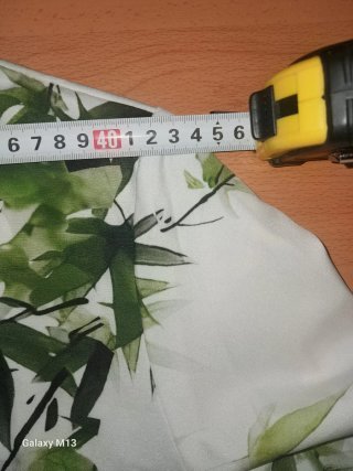 2 Blusas Verdes y Blancas a estrenar