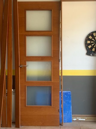 Puerta de cerezo con 3 cristales y maneta