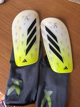 Espinilleras Adidas X