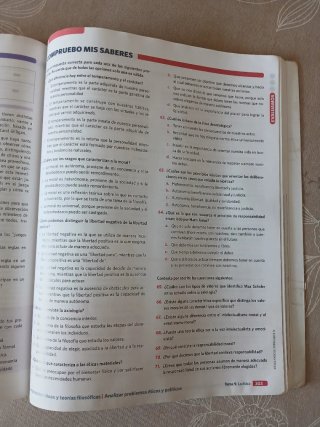 Filosofía. Vicens Vives. 1° Bachillerato