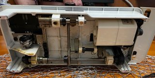 Máquina de coser Alfa electrónica