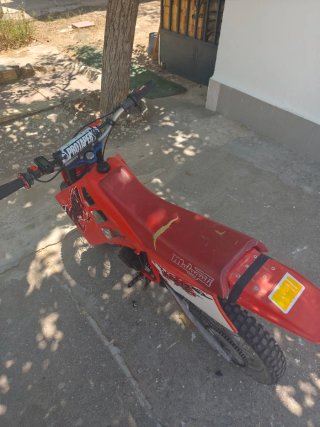 Malaguti Grizzly 12 Roja 49cc