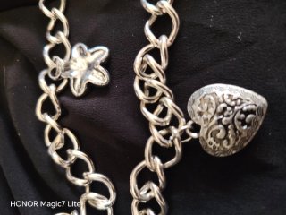 Collana a catena con charms