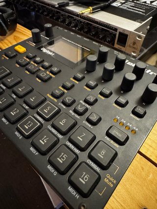 Elektron Digitakt MKI Drum Machine