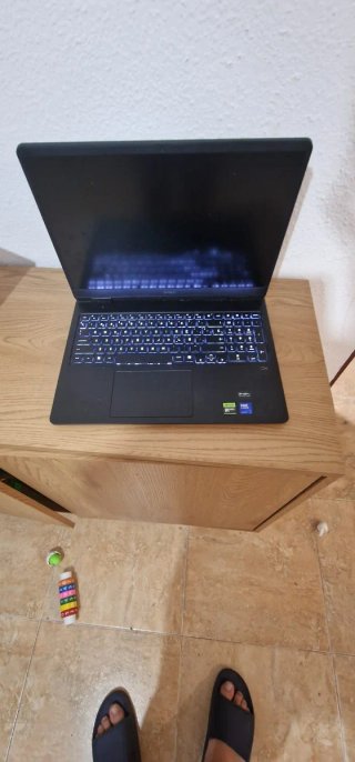 HP Omen Slim Portátil Negra