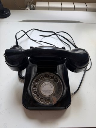 Teléfono Antiguo CTNE Baquelita Negro