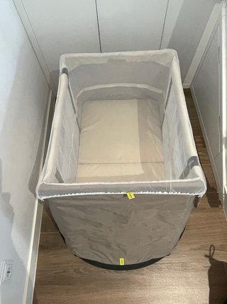 Cuna viaje AeroMoov + mosquitera