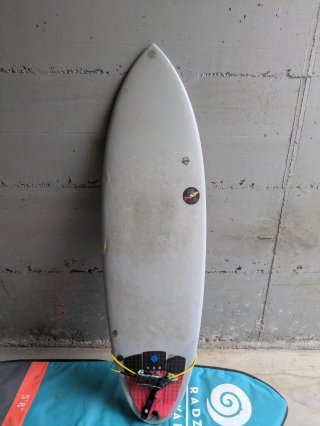 Tabla de surf RADZ Hawaii 5'8 Con funda