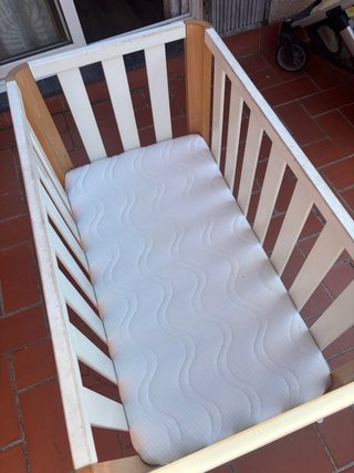 Mini cuna con ruedas