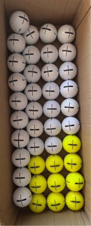 40 Bolas Golf TaylorMade Distance+ Perla.