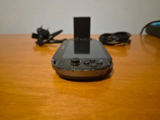 PS Vita Fat Wi‑Fi | Sony | con Caricabatterie
