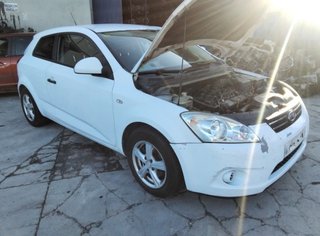 1867747 centralita motor uce kia 391032a775 ceed