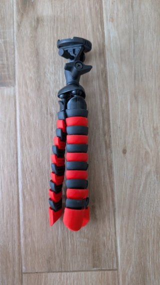 Trípode Flexible con Nivel de Burbuja