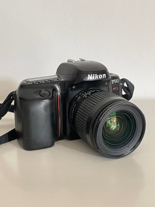 Set di fotocamere Nikon, Sony + accessori