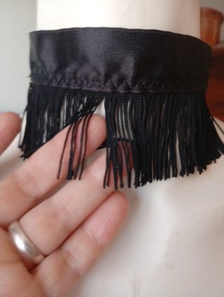 Collarino con frange Intimissimi nero