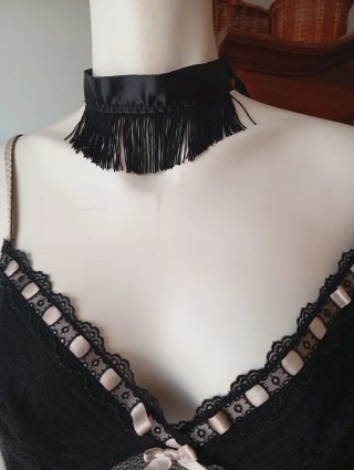Collarino con frange Intimissimi nero