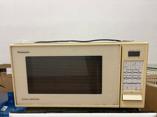 Microondas Panasonic Beige