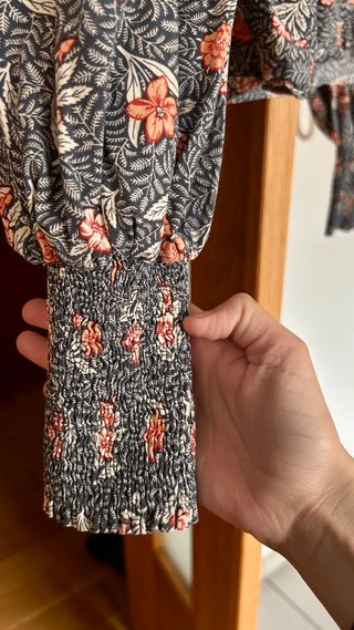 Blusa estampada floral manga abullonada Ese O Ese