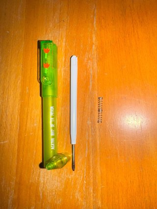 Pluma y bolígrafo Agatha Ruiz de la Prada