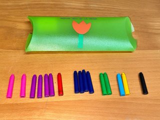 Pluma y bolígrafo Agatha Ruiz de la Prada