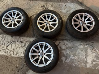 Llantas originales Audi 225/55/R16 con Neumáticos