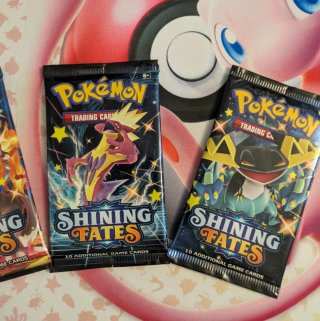 Pokémon Shining Fates Booster Packs ENG