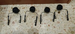 Enganches para auriculares tácticos (4 unidades)