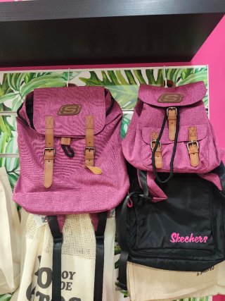 4 Mochilas Skechers