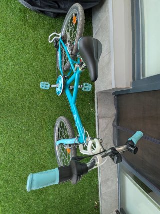 Bicicleta infantil B'TWIN 20" (6-9 años)