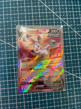 Carta Pokémon Sylveon V 184/203