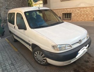 Furgoneta partner