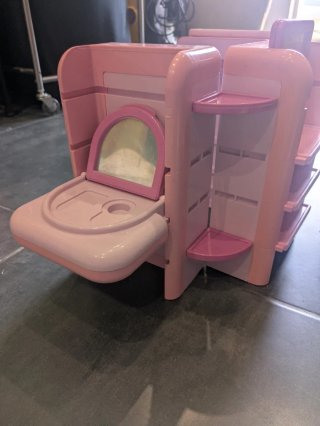 Cocina y baño Happy House MONTO para Barbie