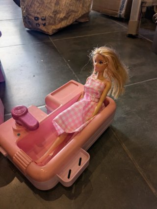 Cocina y baño Happy House MONTO para Barbie