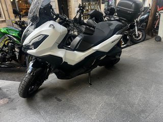 Honda ADV 350 Maxi Scooter