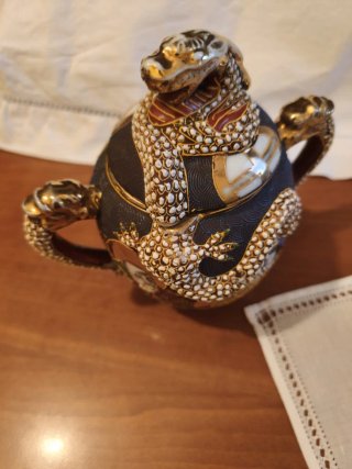 Set teiera e zuccheriera Dragonware vintage