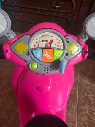 Moto Bebé Vespa Rosa