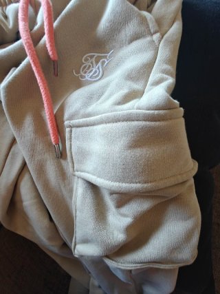 Pantalón chándal SikSilk beige talla 8