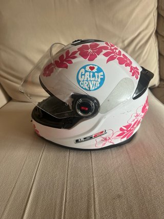 Casco de moto LS2 blanco con flores rosas TALLA M