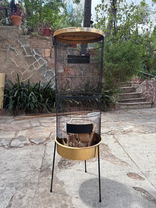 Jaula grande para pájaros con accesorios