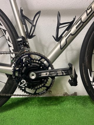 Bicicleta Felt Carbono con Di2 11v + Potenciometro