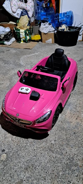 Coche eléctrico infantil rosa