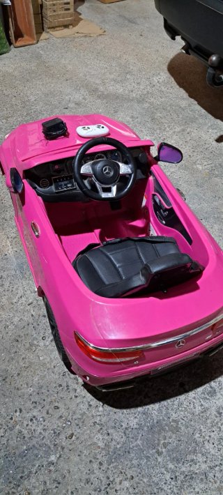 Coche eléctrico infantil rosa