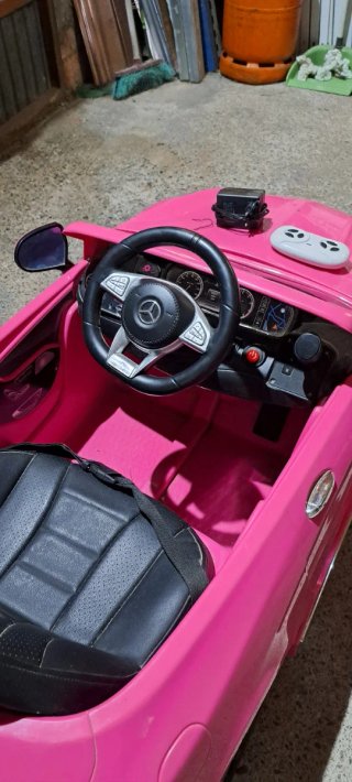 Coche eléctrico infantil rosa