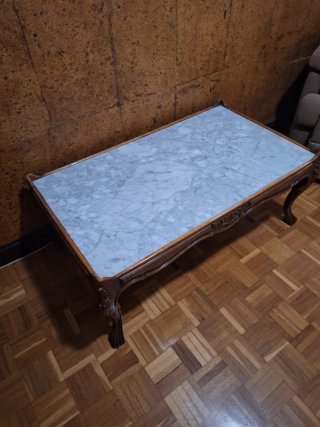 Mesa centro mármol y madera