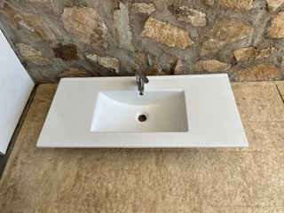 Lavabo de porcelana blanco 47cm x 1 m