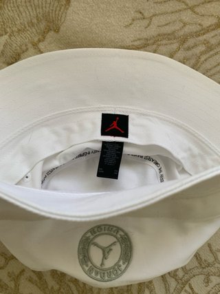 Borro Jordan Blanco Nuevo con Etiqueta