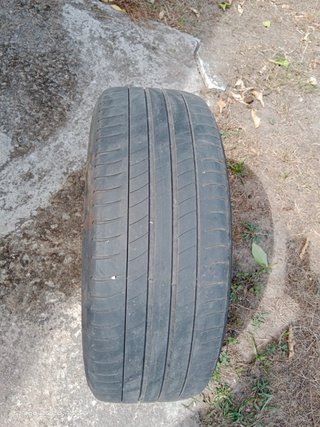 4 Llantas Audi con Neumáticos Michelin