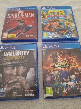 Lote 4 Juegos PS4: Spider-Man, CTR, WWII, Sonic