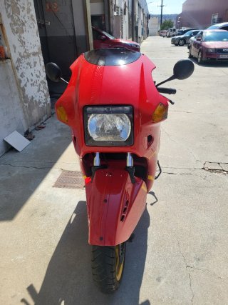 BMW K1 Roja y Amarilla